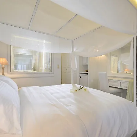Petinos Hotel Platis Gialos