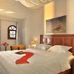 Petinos 4* Platis Gialos