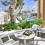 Petinos Hotel