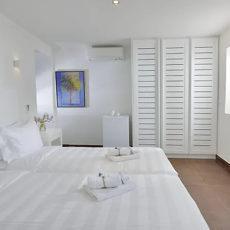 Petinos Szálloda 4*