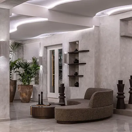 Petinos Hotel 4*
