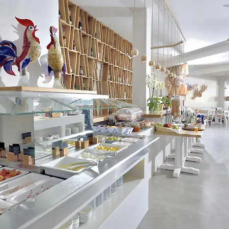 Petinos 4* Platísz Jalósz