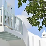 Petinos Hotel Platis Yialos