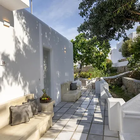 Petinos 4* Πλατύς Γιαλός