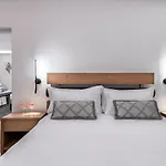 Petinos Hotel 4*