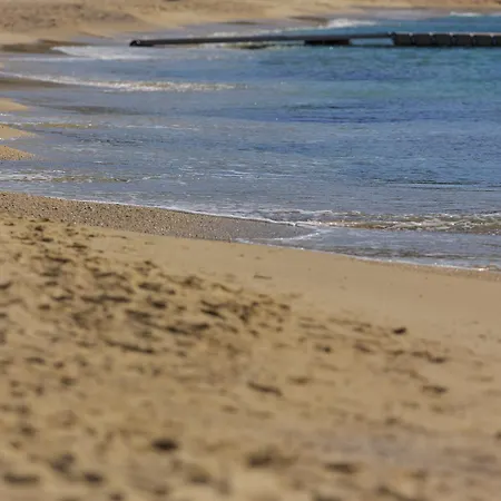 Petinos Platys Gialos (Mykonos)